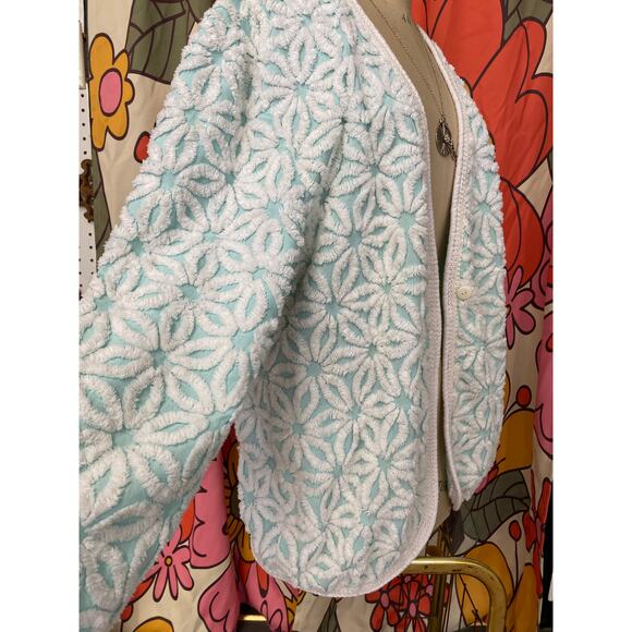 1980s chenille jacket aqua and white daisy m/l fuzzy boxy blanket 36 to bust 80s - Picture 4 of 10
